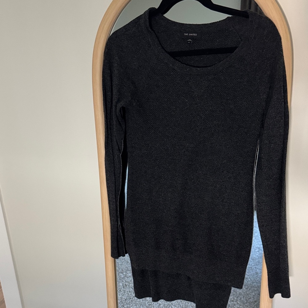 The Limited Black Crewneck Lightweight Sweater